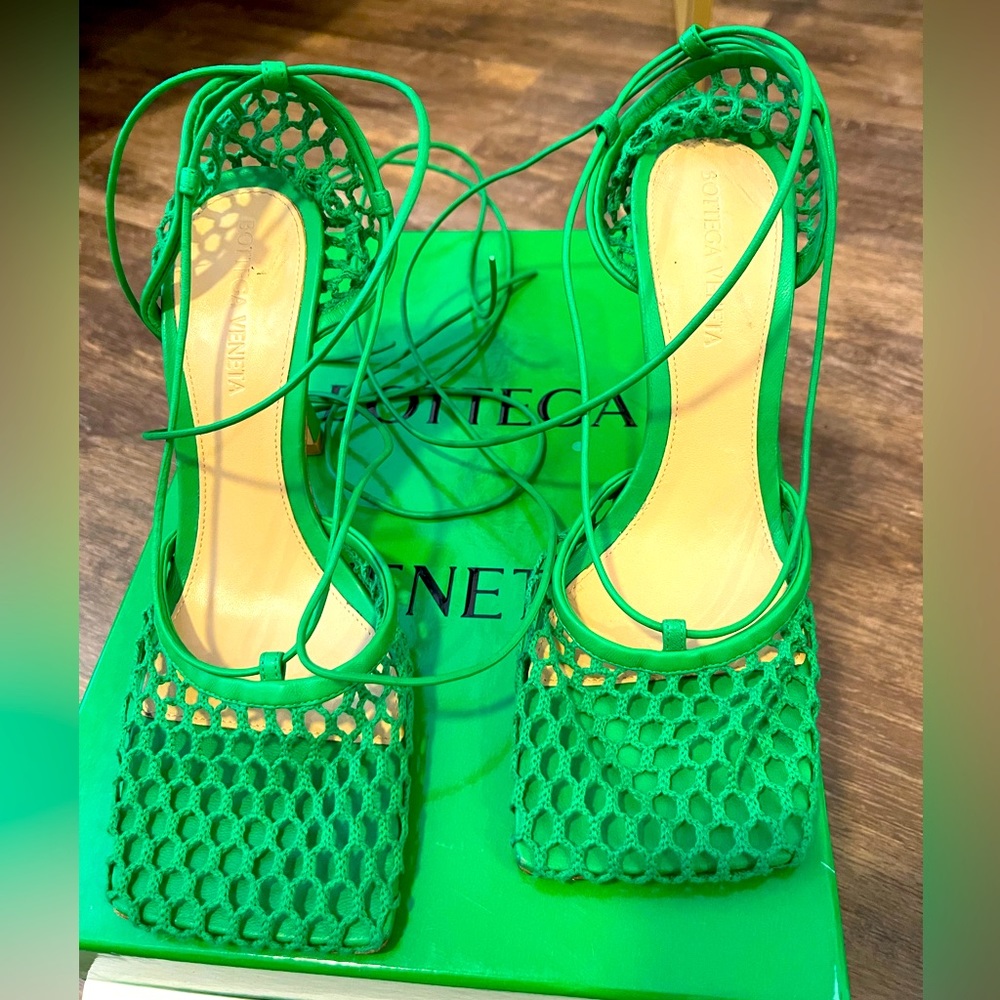 Stretch Sandals